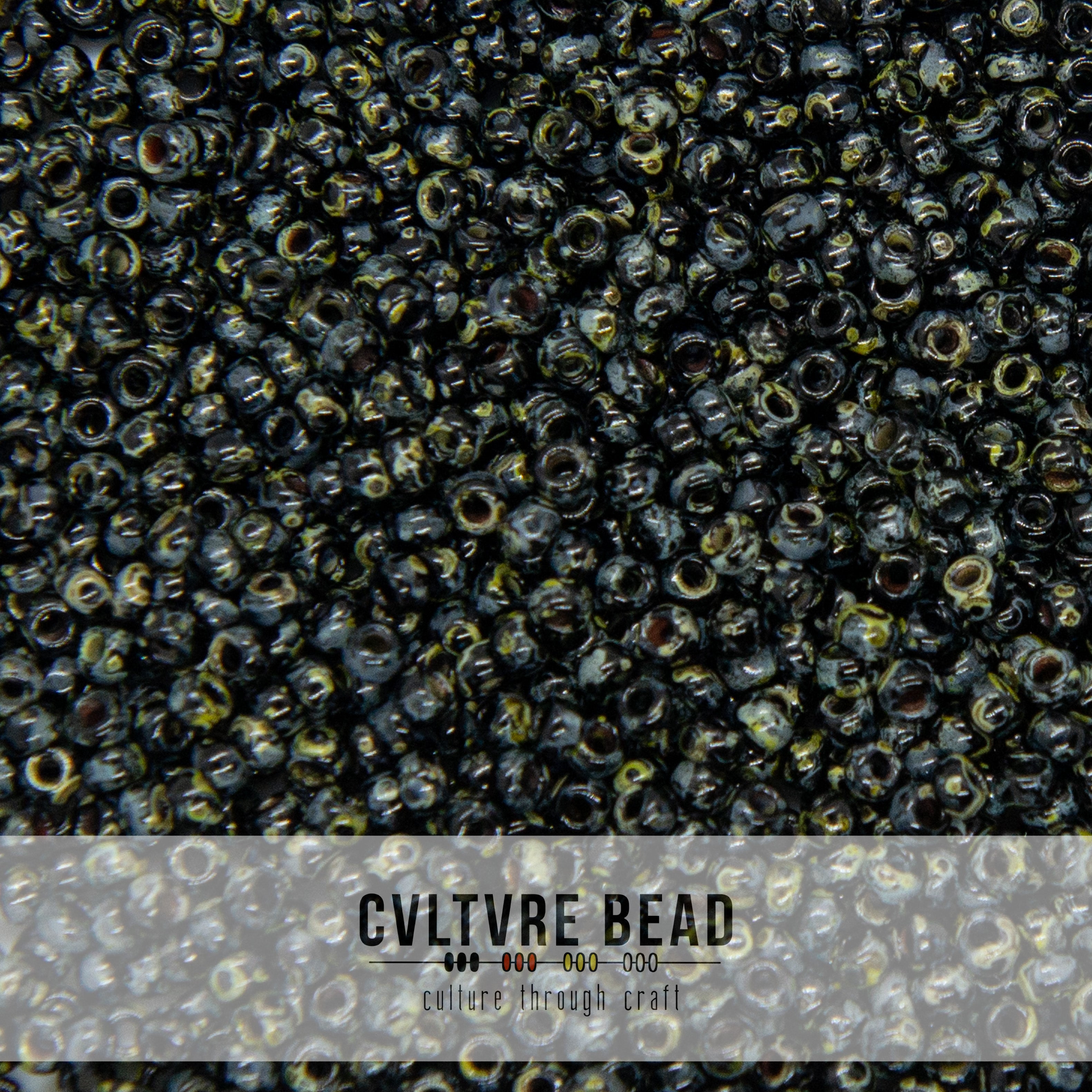 11/0 Picasso Smoky Black Matte - 23g - Miyuki Seed Bead
